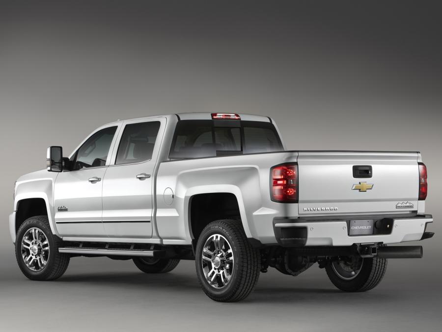  Chevrolet Silverado 2500 HD High Country Crew Cab 2015 года  (фото 3 из 8)